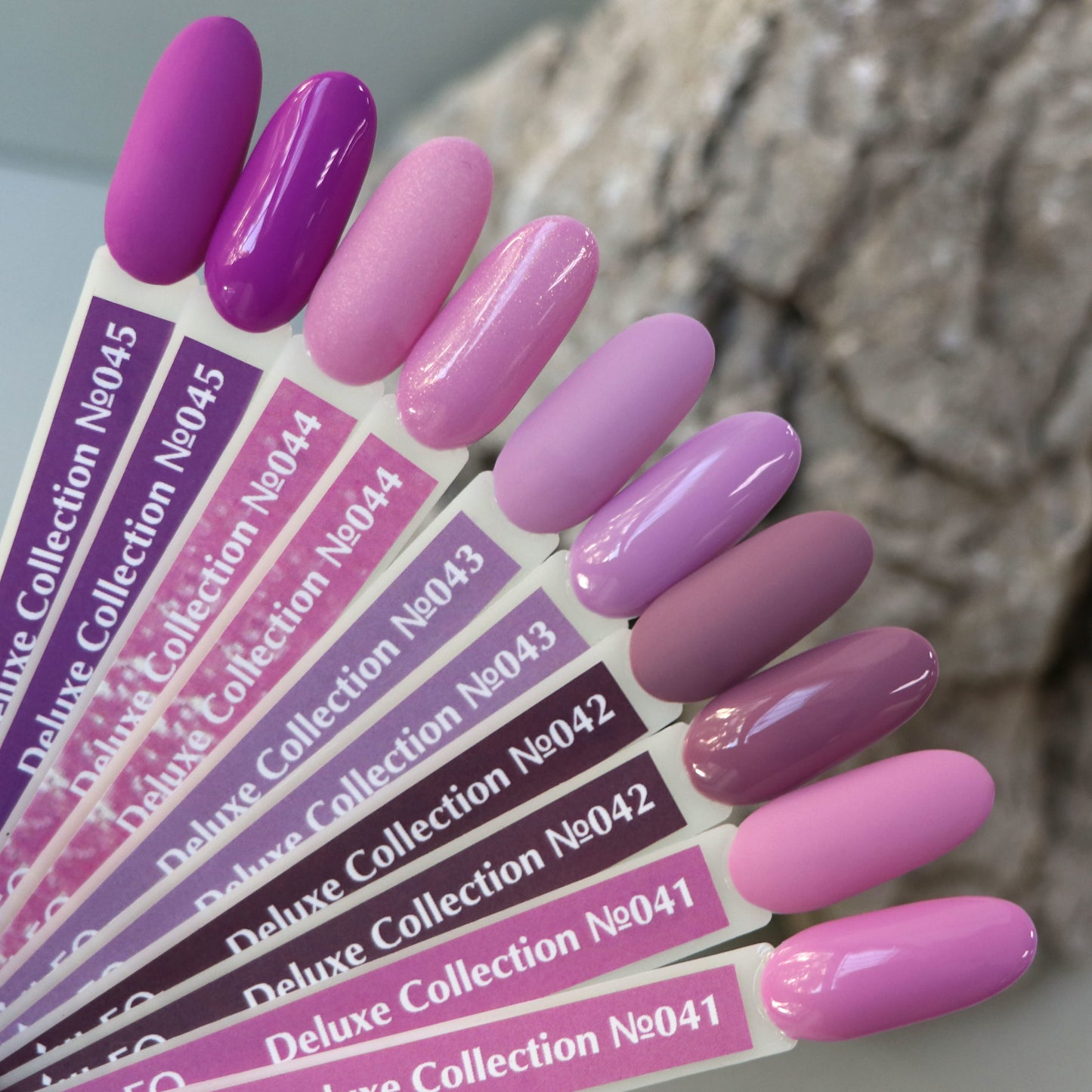 Gel Polish Komilfo Deluxe Series D043 (light lilac-purple, enamel), 8 ml