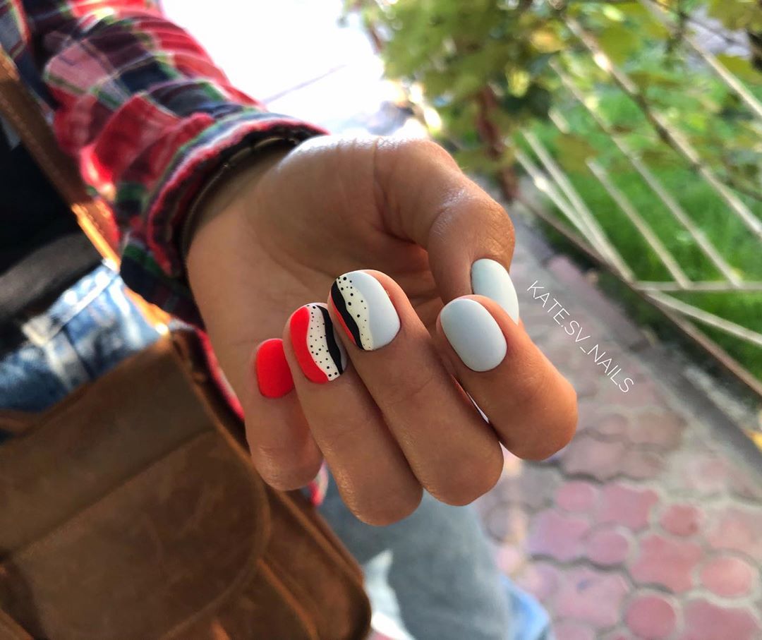 Gel Polish Komilfo Deluxe Series D196 (pastel, light cornflower blue, enamel), 8 ml