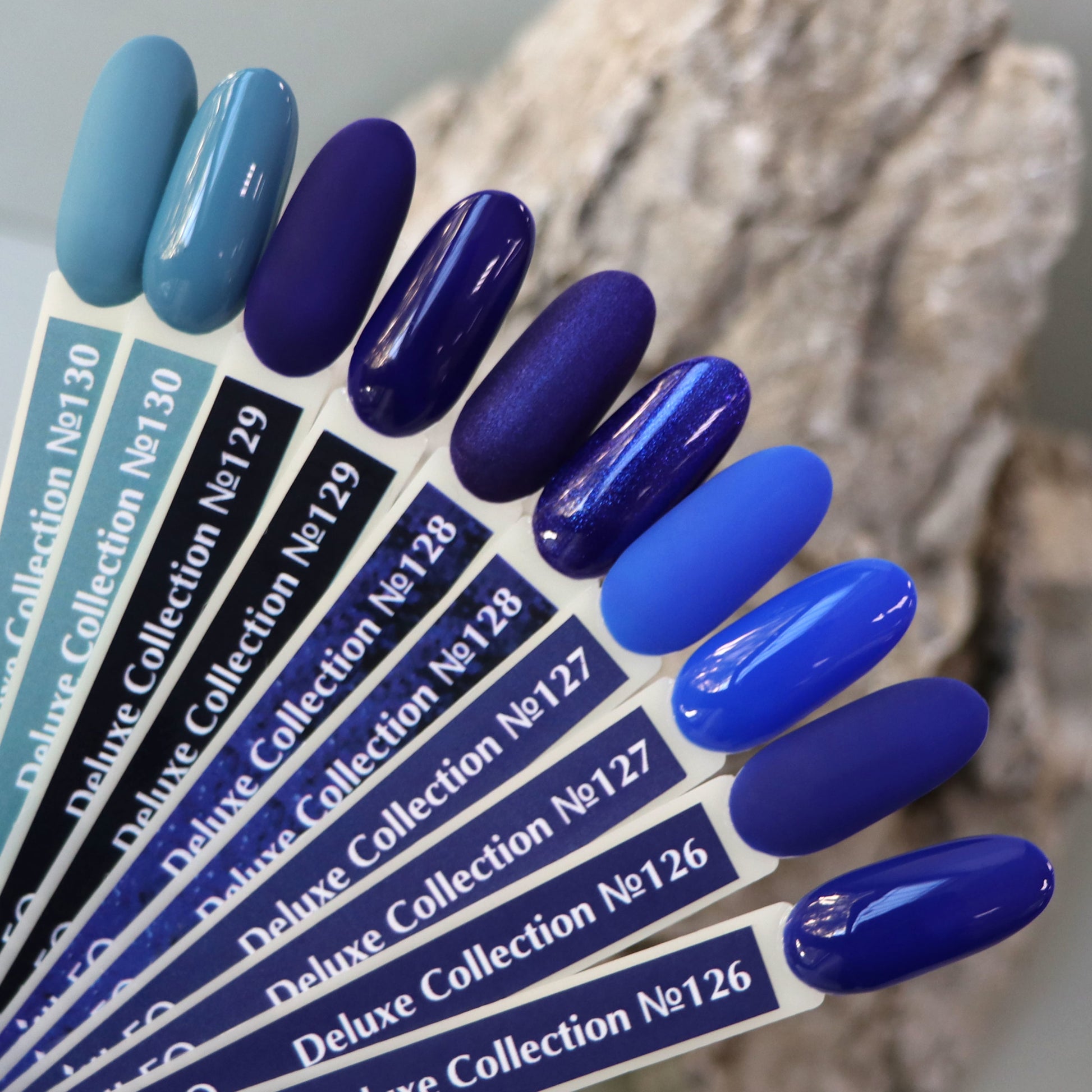 Gel Polish Komilfo Deluxe Series D128 (blue with shimmer), 8 ml