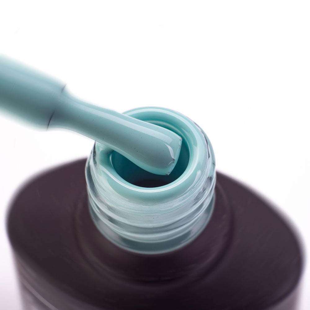 Gel Polish Komilfo Deluxe Series D145 (light turquoise, enamel), 8 ml