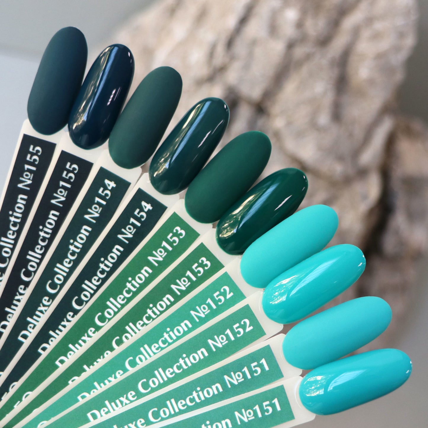 Gel Polish Komilfo Deluxe Series D151 (dark turquoise green, enamel), 8 ml