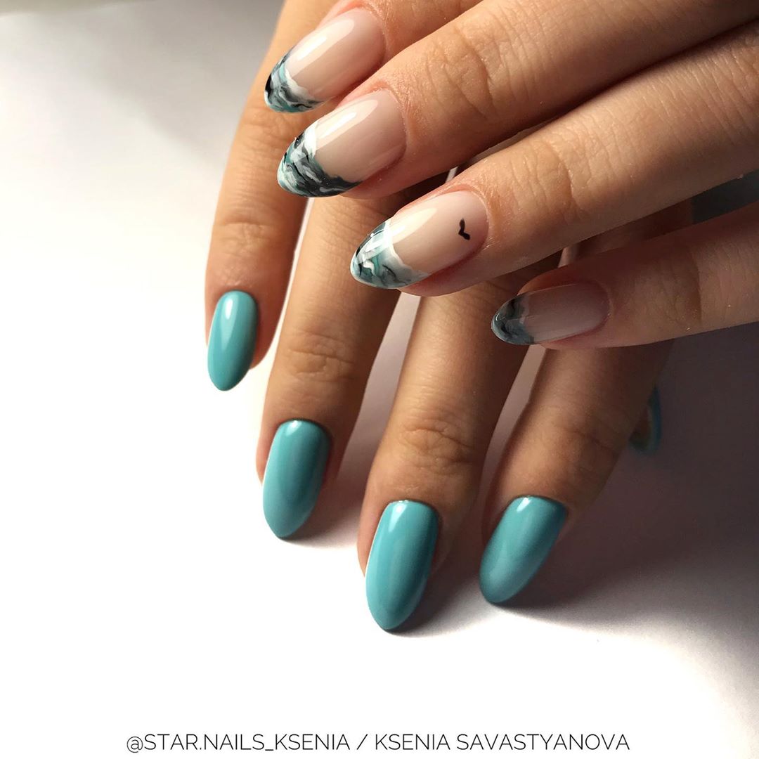 Gel polish Komilfo Deluxe Series D144 (pale turquoise, enamel), 8 ml