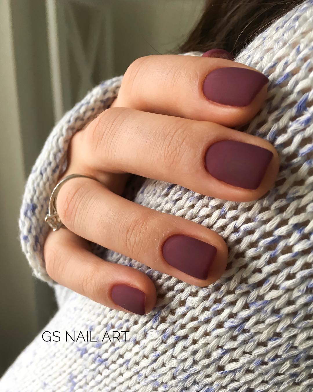 Gel polish Komilfo Deluxe Series D242 (classic marsala, enamel), 8 ml